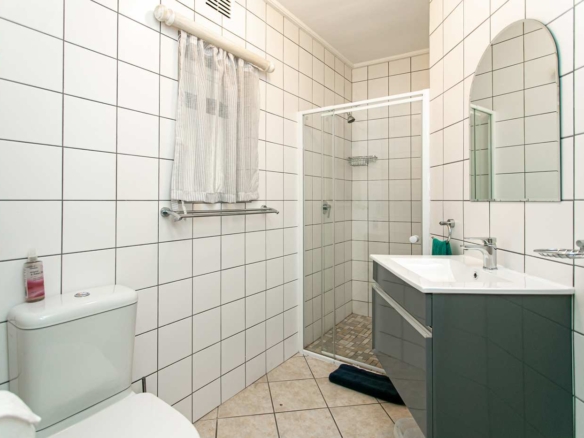 Apartment 3