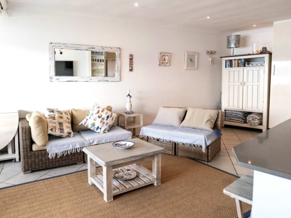Apartment 4