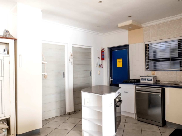 Apartment 4